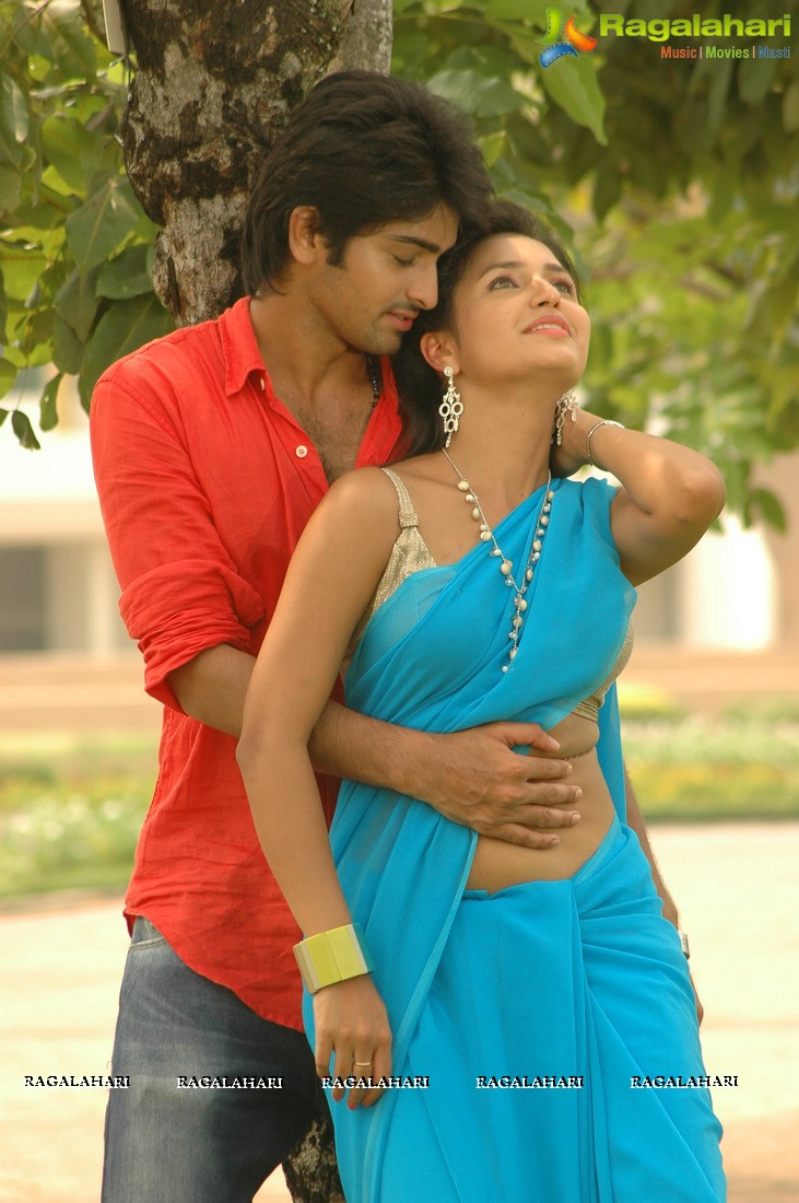 Hot Malayalam Mallu Actress gallery: Sarayu Telugu