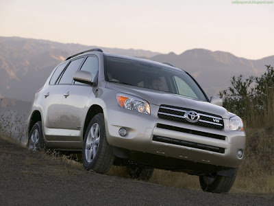 Toyota RAV4 Standard Resolution Wallpaper 3