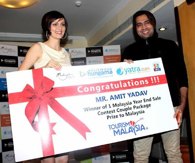 Yana Gupta With Bollywood Hungama Contest Winners