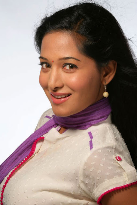 preetika rao new in priyudu hot photoshoot