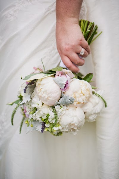 NH wedding flowers 26 peony bouquet