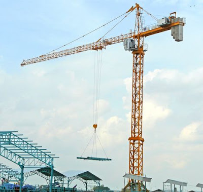 Hati-Hati Saat Menggunakan Tower Crane