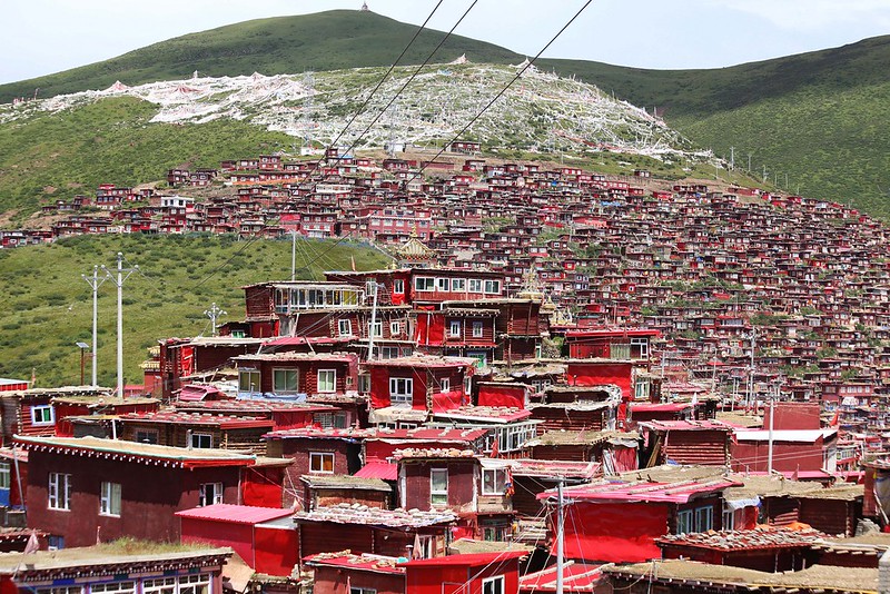 sertar tibet, larung gar, five sciences, Serthar Buddhist Academy, Larung Gar Buddhist Academy, Serta Larung Five Science Buddhist Academy