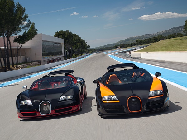 Bugatti Cars Background