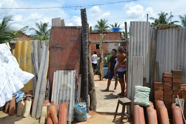 Tutóia: com as chuvas casa desaba no Bairro São José