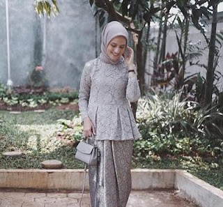 Contoh Model Kebaya Modern Hijab