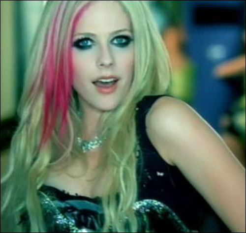 Avril Lavigne Hot