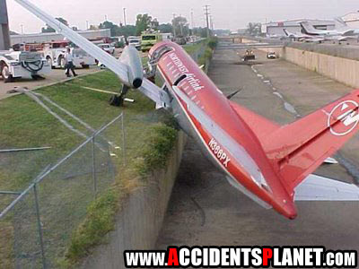 funny car accidents. Top 33 bizarre accidents