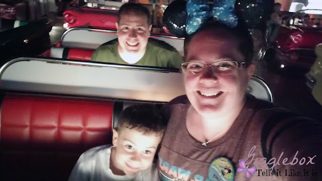 birthday celebration at Walt Disney World, birthday celebration at Disney World, birthday fun at Disney, Walt Disney World, Disney World, Disney vacation, tips on how to celebrate a birthday without spending too much additional money at Walt Disney World,