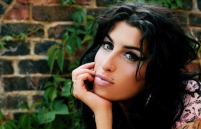 Amy Winehouse Aging Timeline Seen On www.coolpicturegallery.us