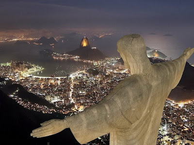 Statue of Christ the Redeemer Seen On lolpicturegallery.blogspot.com