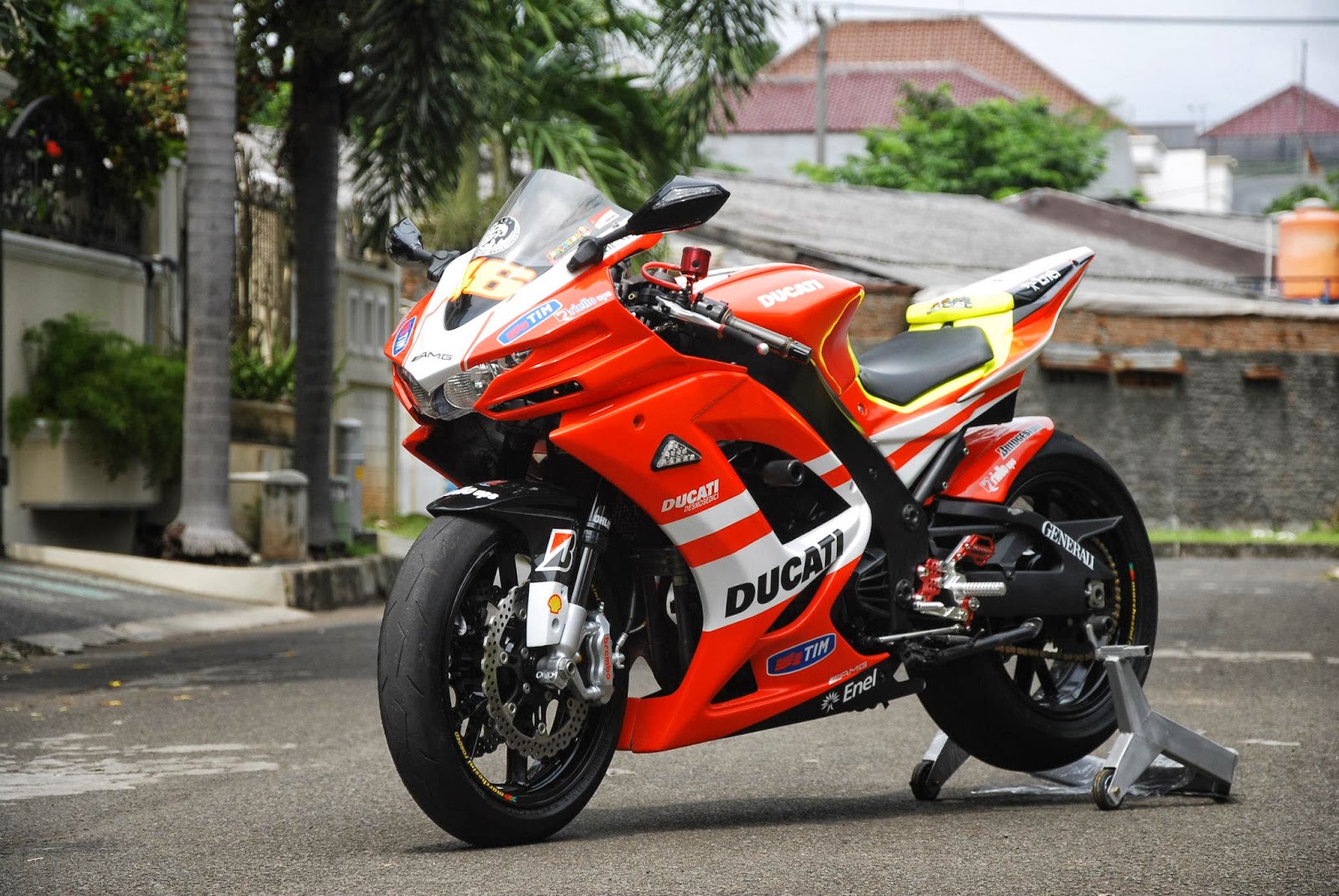  Modifikasi  Superbike Kawasaki Ninja  250 
