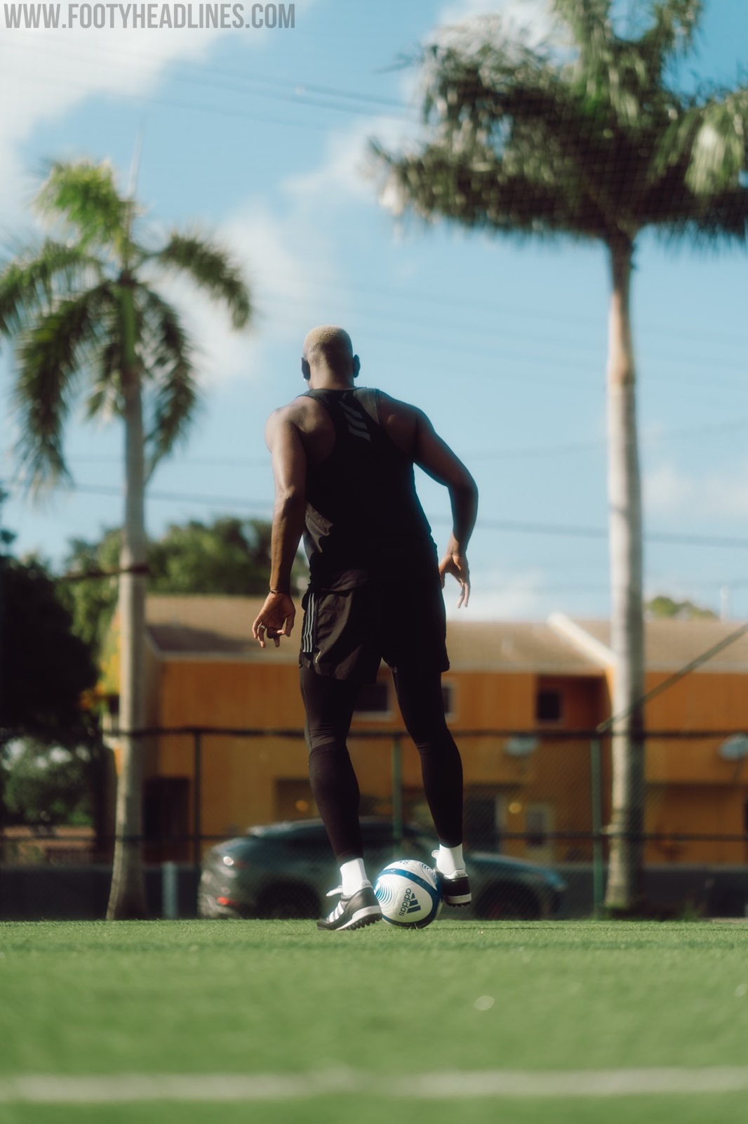 Pogba Trains in Adidas 'Copa Mundial Boots - Headlines