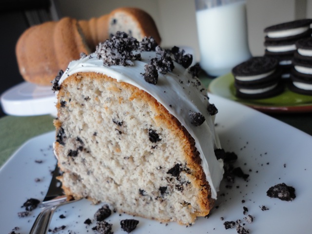 Easy OREO Bundt Cake