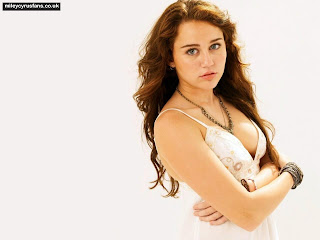  Miley Cyrus Hot