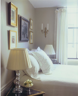 Gregory Van Boven bedroom.  Click to open website.