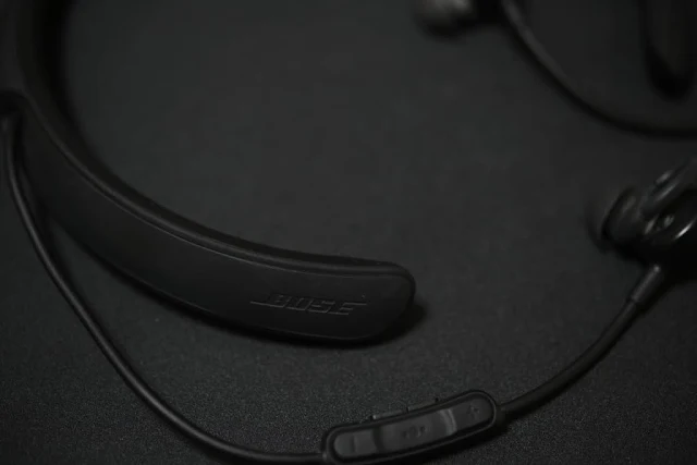 BOSE QuietControl 30