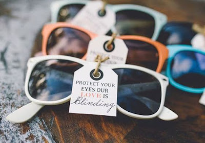 Gafas de sol para los invitados de boda de verano o al aire libre