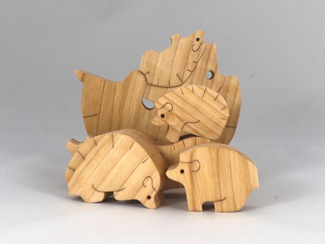 Puzzle, Stacking Hedgehog Family, Mom, and Babies, Handmade, Freestanding, and Finished with Mineral Oil and Beeswax, Wood Toy Animal