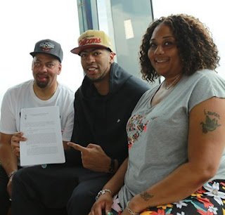 Erainer Davis with her husband Anthony Davis Sr & their son Anthony