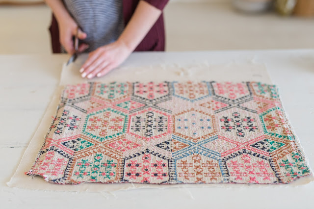 Make an Anthropologie Inspired Kilim PIllow with Tassels | Sewing DIY