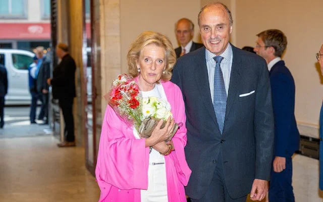 Queen Mathilde wore a one-shoulder dress by Dries Van Noten. Princess Astrid wore a pink kimono by Essentiel Antwerp