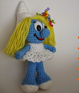 http://translate.googleusercontent.com/translate_c?depth=1&hl=es&prev=/search%3Fq%3Dhttp://yeteneklieller.com/2010/01/15/amigurumi-tavsan-yapimi/%26safe%3Doff%26biw%3D1429%26bih%3D984&rurl=translate.google.es&sl=tr&u=http://hayalarkadaslarim.blogspot.com.es/2011/11/amigurumi-sirine-orgu-semas.html&usg=ALkJrhh5X8oa2tjr8jFDGh_IT6B8-NizAQ