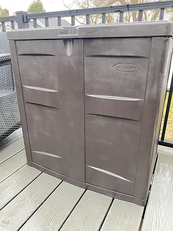 spray painted deck box