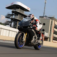 2010 Aprilia RSV4 Italy Superbike Motorcycle picture