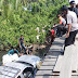 Breaking News, Jembatan Roboh di Desa Nemnemleleu, Satu Unit Mobil Pembawa Sembako Terjun Ke Sungai
