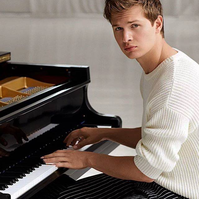 Ansel Elgort Profile pictures, Dp Images, Display pics collection for whatsapp, Facebook, Instagram, Pinterest.