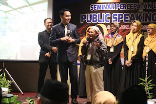 Training Public Speaking bersama Motivator Islam Terbaik Indonesia Edvan M Kautsar