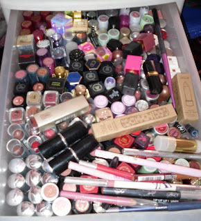 lipstick drawer