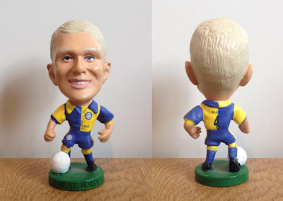 Alf inge haaland custom leeds united away kit corinthian figure