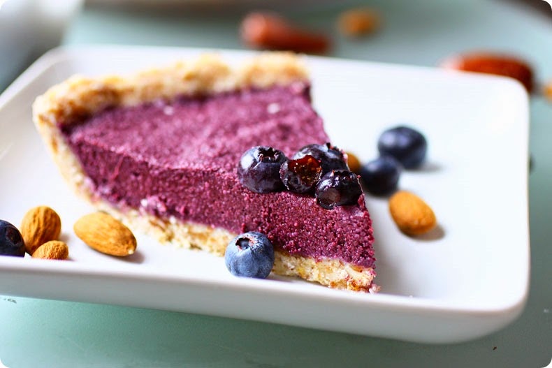 raw blueberry pie 4