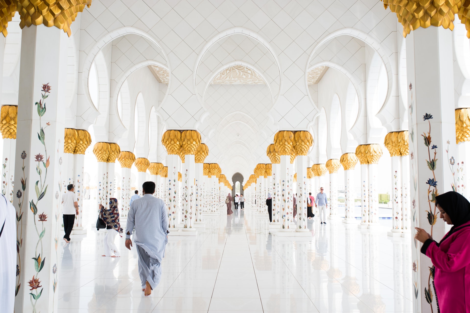 A Guide to Sightseeing in Abu Dhabi