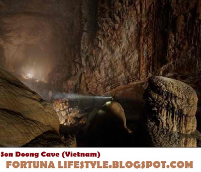 <img src="The Caves.jpg" alt="15 The Caves From Another World That Are Almost Too Beautiful" >