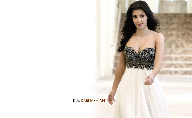 Hot Pictures of Kim Kardashian