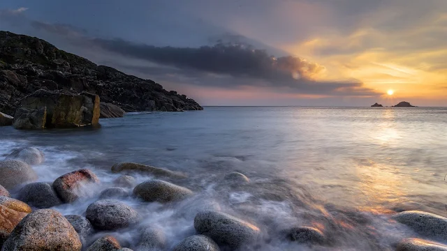 Wallpaper Horizon, Sunsey Sky, Sea, Stones