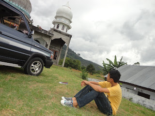 Berhenti Sejenak di Masjid