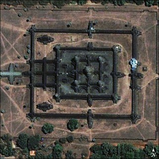 angkor_wat_IKO_2004103