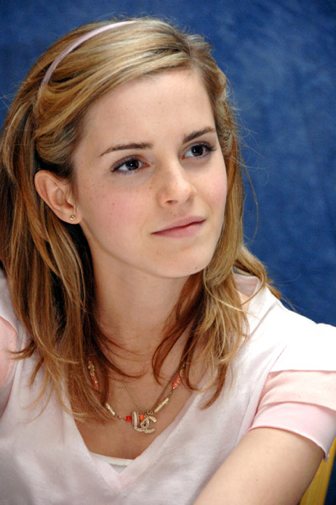 Burberry Brit Emma Watson Spring Summer 2010