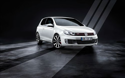 Volkswagen Golf GTI Adidas in white colour