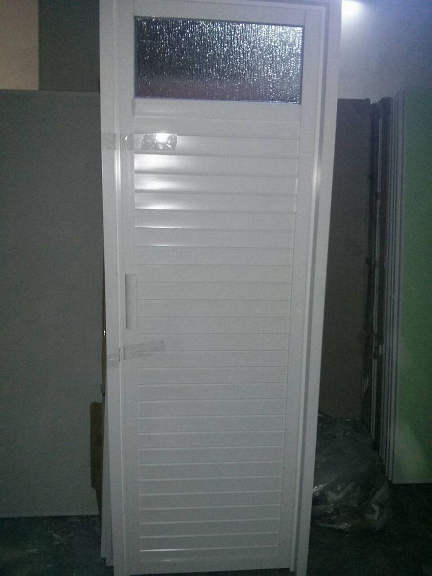  Desain Pintu Aluminium Kamar Mandi Minimalis 