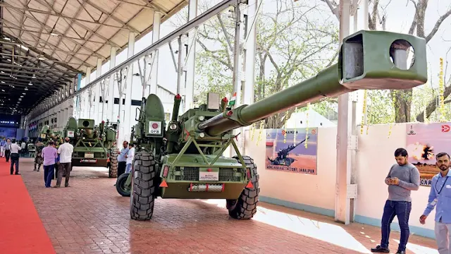 Homemade Howitzer The Dhanush towed artillery gun (indigenised Bofors FH-77)