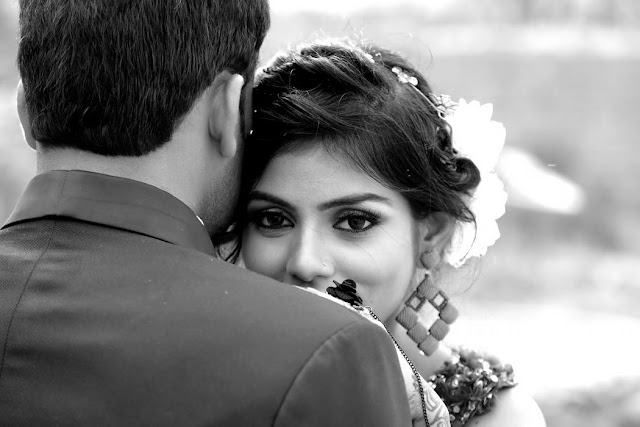 Two couple in this pic indian