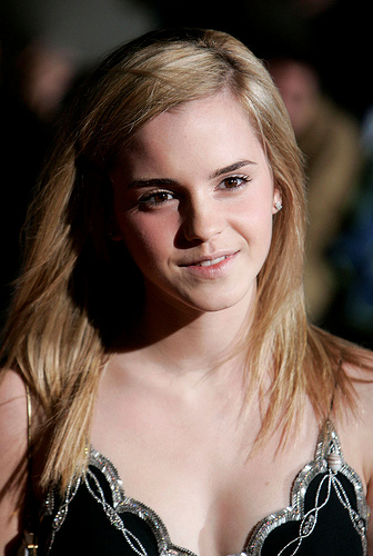 Beautiful Actress Emma Watson Gallery