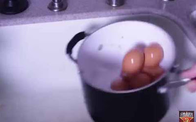 Cara Mengupas Telur Dalam Jumlah Banyak