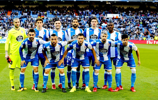 REAL CLUB DEPORTIVO DE LA CORUÑA - La Coruña, España - Temporada 2017-18 - Rubén, Mosquera, Florin Andone, Celso Borges, Fabián Schär y Aldo One Esteve; Adrián, Guilherme, Lucas Pérez, Luisinho y Juanfran. REAL MADRID C. F. 7 (Nacho 2, Gareth Bale 2, Modric y Cristiano Ronaldo 2) R. C. DEPORTIVO DE LA CORUÑA 1 (Adrián). 21/01/2018. Campeonato de Liga de 1ª División, jornada 20. Madrid, estadio Santiago Bernabeu