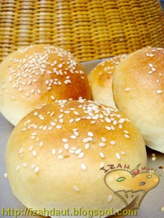 Izah Muffin Lover: Roti Burger (Resepi Ros Jintan manis.com)